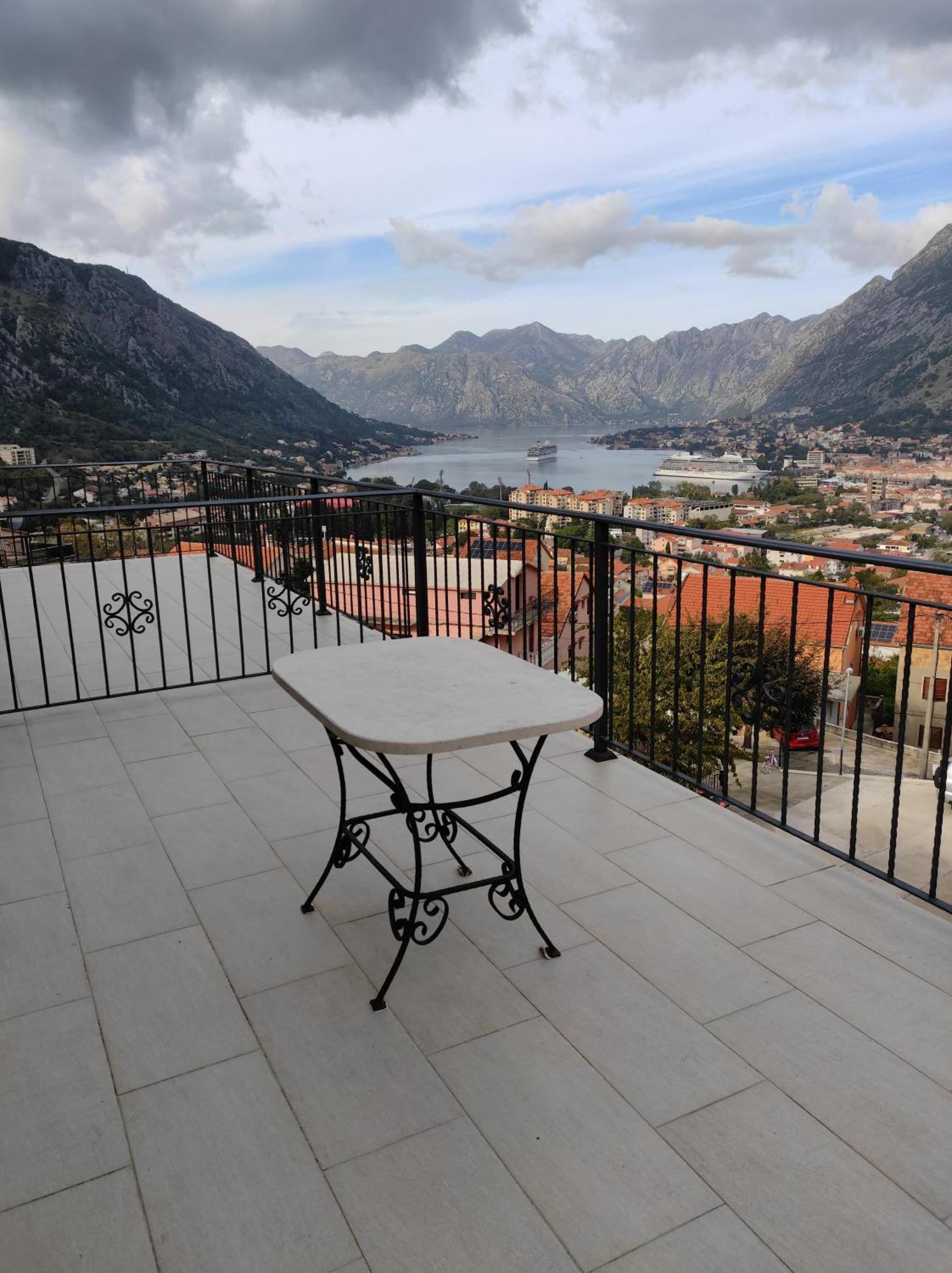 Apartments Marko Maros Kotor Quarto foto